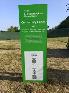RNAA Cube Garden
